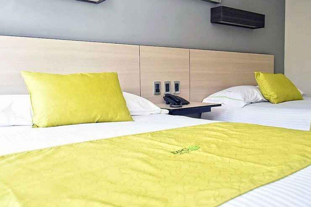 Hotel Lemon Green -Zona Expo Frente Al Centro De Convenciones 瓜达拉哈拉 外观 照片