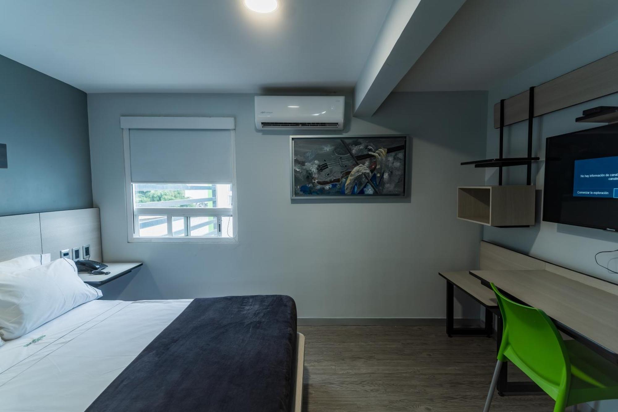 Hotel Lemon Green -Zona Expo Frente Al Centro De Convenciones 瓜达拉哈拉 外观 照片
