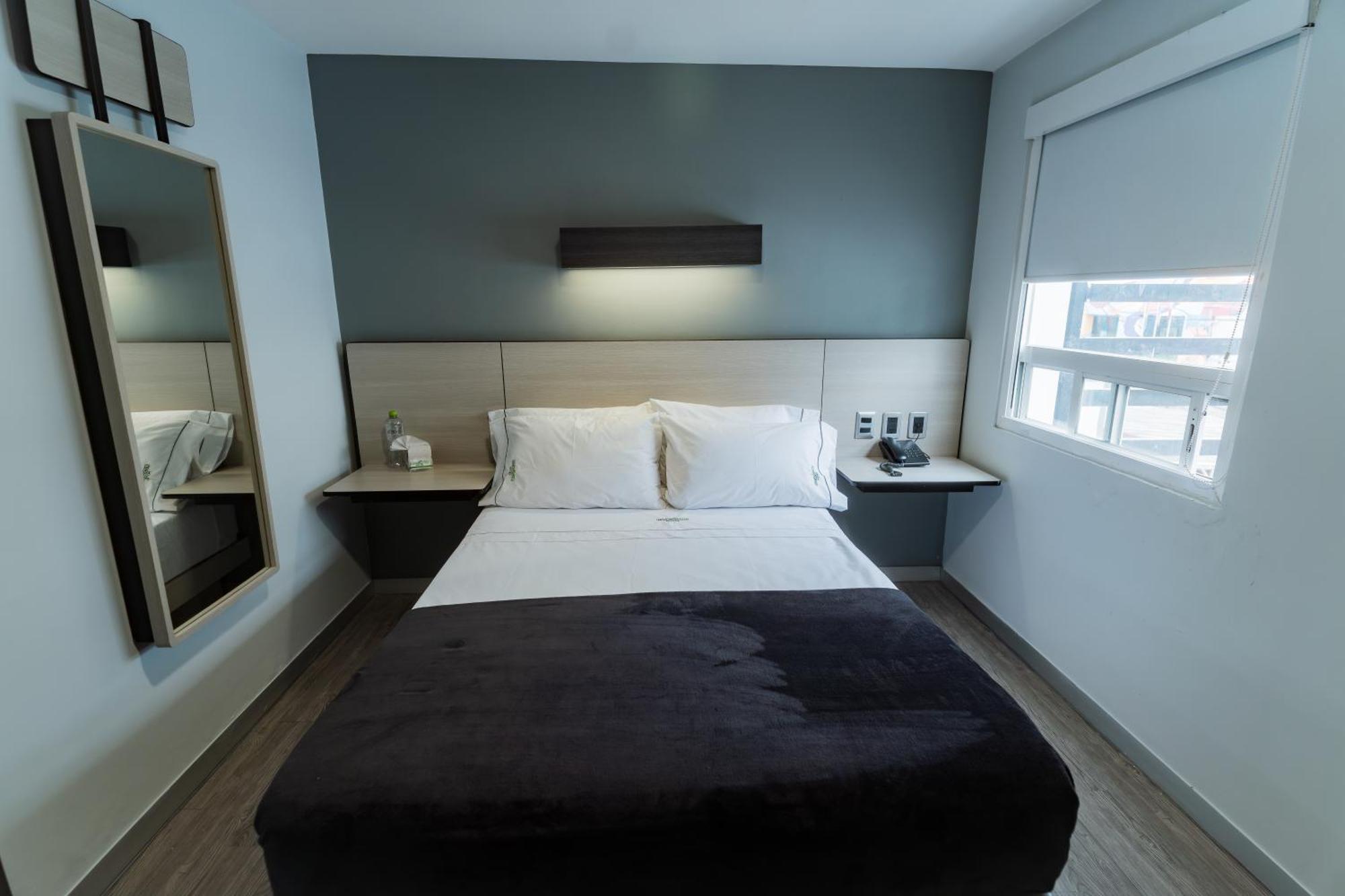 Hotel Lemon Green -Zona Expo Frente Al Centro De Convenciones 瓜达拉哈拉 外观 照片