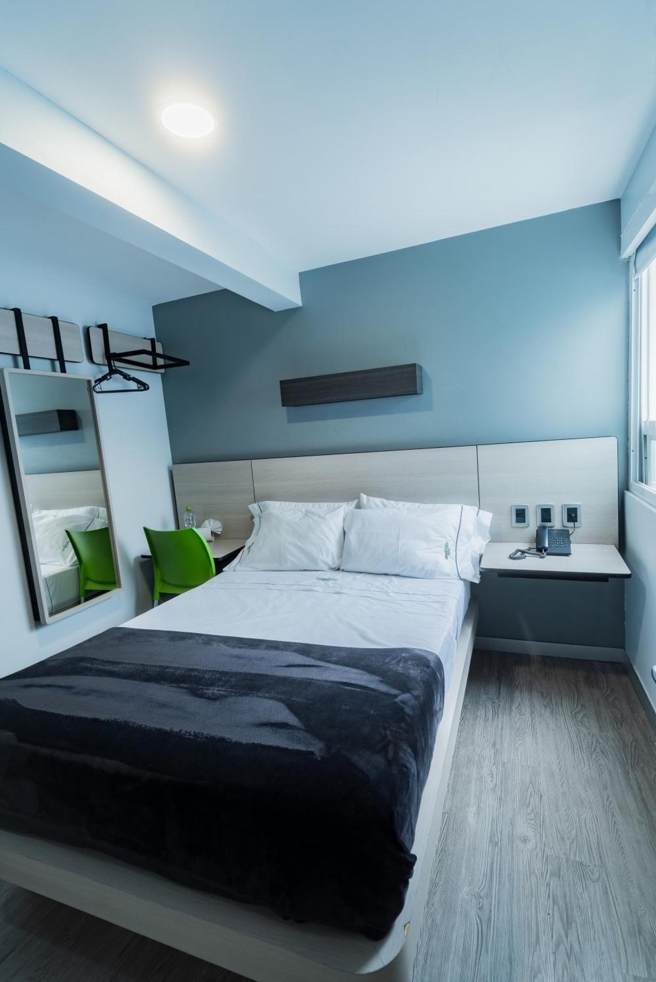Hotel Lemon Green -Zona Expo Frente Al Centro De Convenciones 瓜达拉哈拉 外观 照片