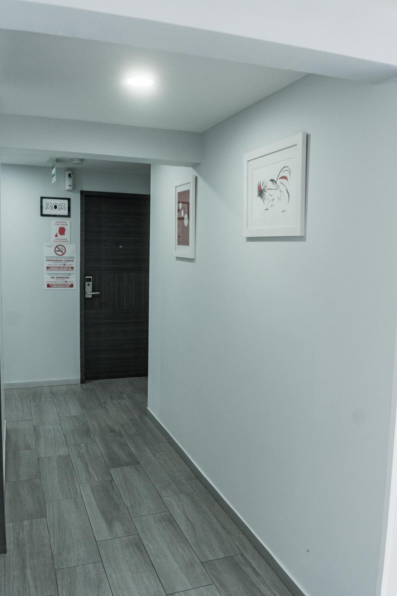 Hotel Lemon Green -Zona Expo Frente Al Centro De Convenciones 瓜达拉哈拉 外观 照片