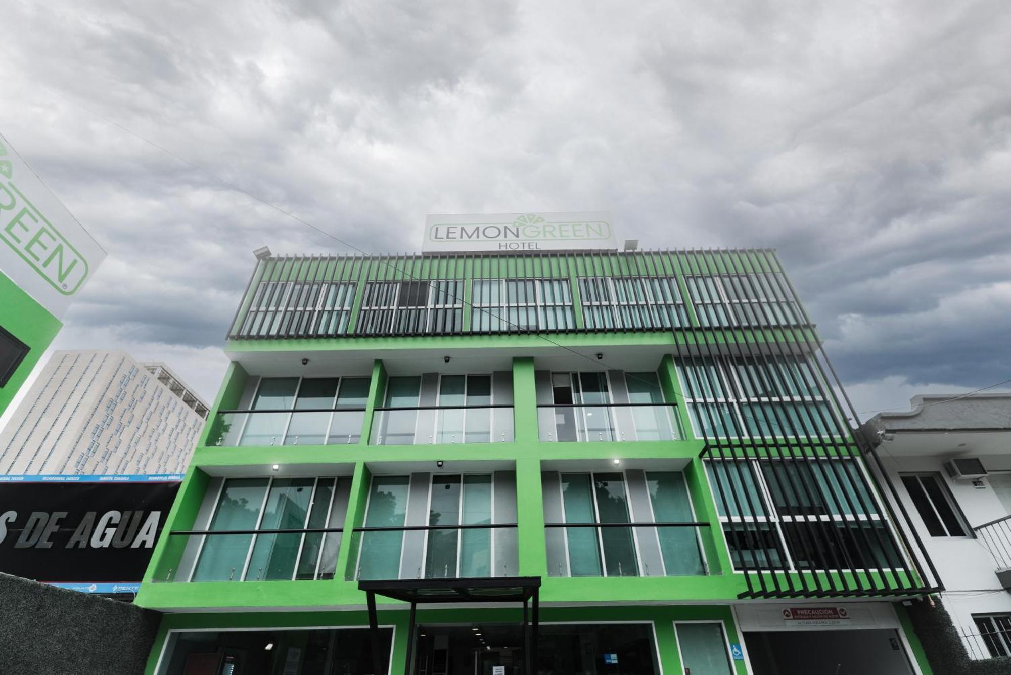 Hotel Lemon Green -Zona Expo Frente Al Centro De Convenciones 瓜达拉哈拉 外观 照片